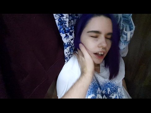 ❤️ Aimsíodh mo SIS sa closet agus chabhraigh sí cum ❌ Físeán gnéis ag ga.oldsex.ru ❌️